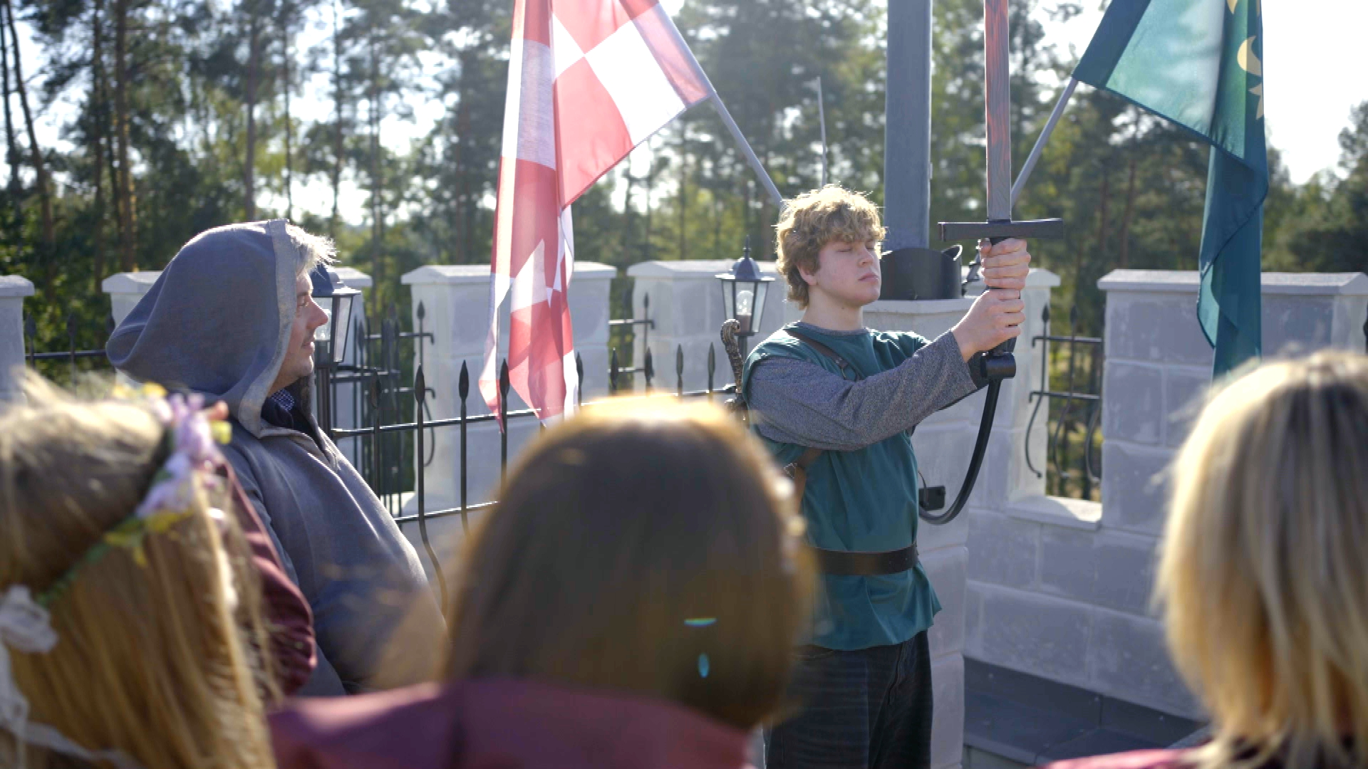 na wiezy miecz Tomek